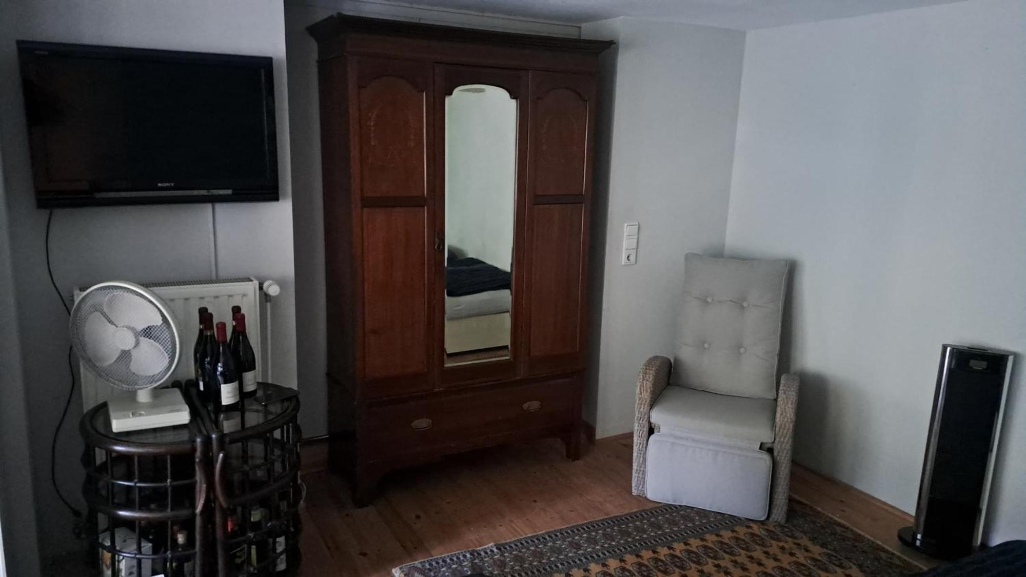 Apartmenthaus Mit Sauna Und Whirlpool Krefeld Buitenkant foto